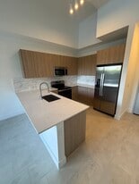 Building Photo - 2507 NE 182nd St