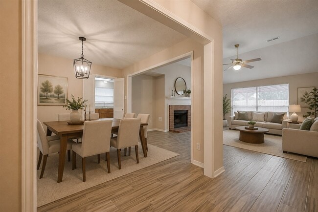 Building Photo - 22319 Rangeview Dr