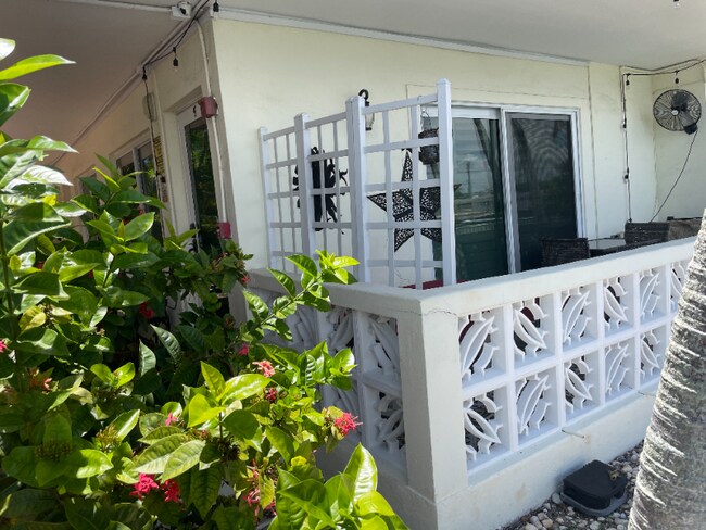 Building Photo - 8040 Tatum Waterway Dr