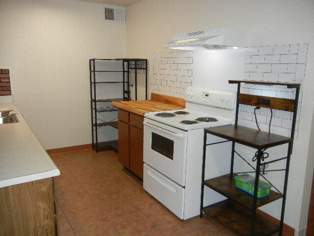 Building Photo - 1234 E Sahuaro Dr