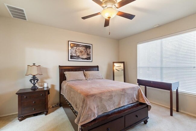 Building Photo - 1008 Big Spring Dr