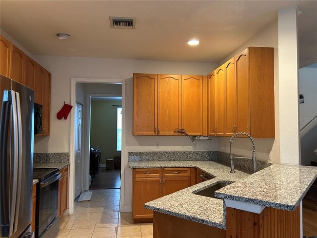 Building Photo - 2549 Twain Dr