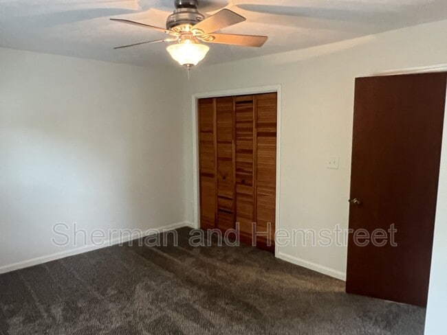 Building Photo - 303 W Clifton Ave