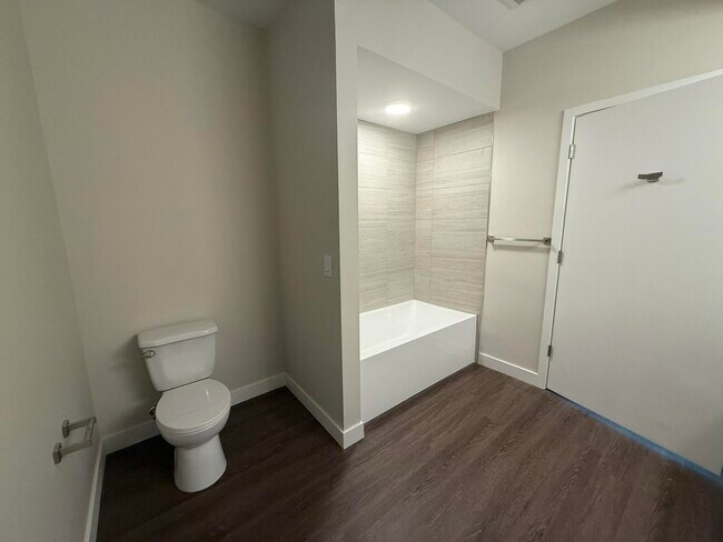 Building Photo - 2645 Burton Rd