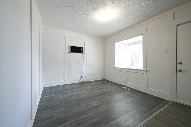 Building Photo - 151 N Holdings LLC