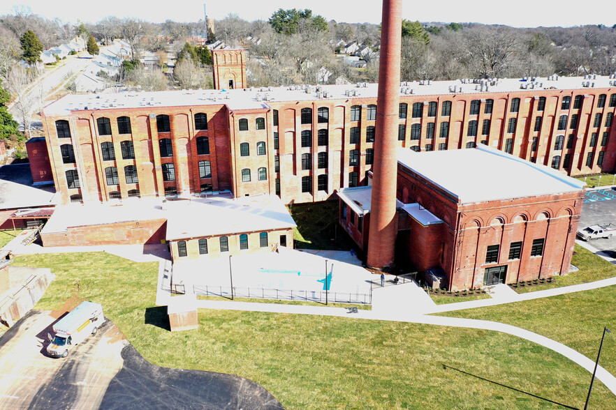 Primary Photo - LOFTS AT INMAN MILLS