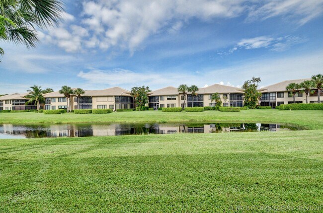 Building Photo - 15711 Loch Maree Ln