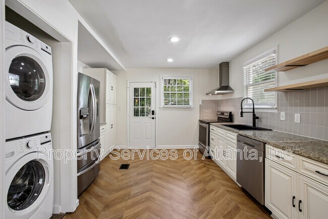 Building Photo - 1649 Beecher St SW