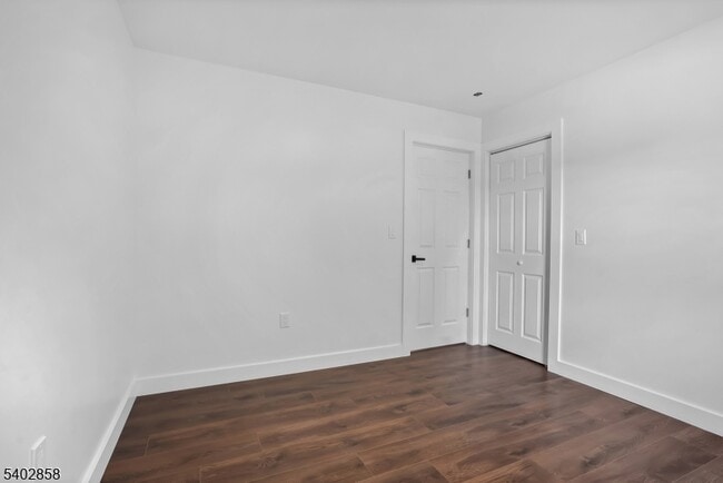 Building Photo - 651 S 17th St