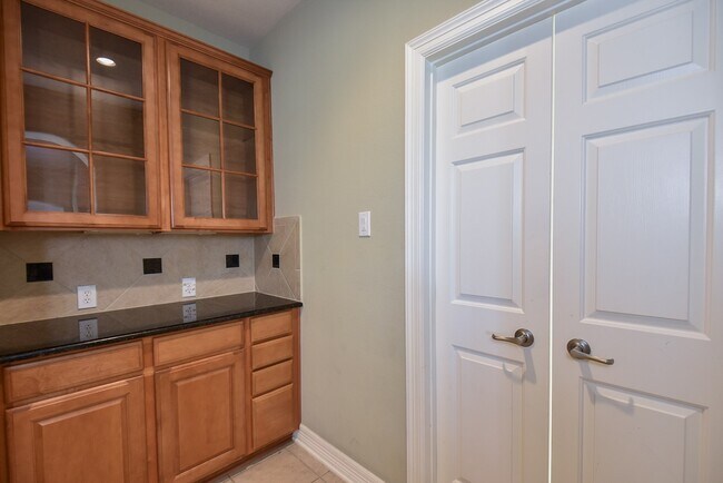 Building Photo - 2403 Galleon Point Ct