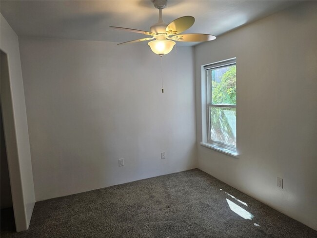 Building Photo - 7524 Kachina Loop