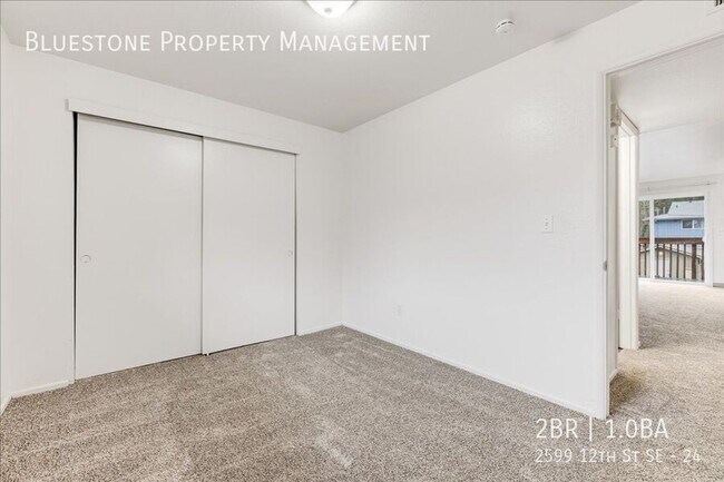 Building Photo - 2599 12th St SE