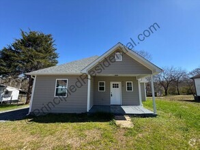 Building Photo - 3 bedroom 2 bath house is Gastonia!