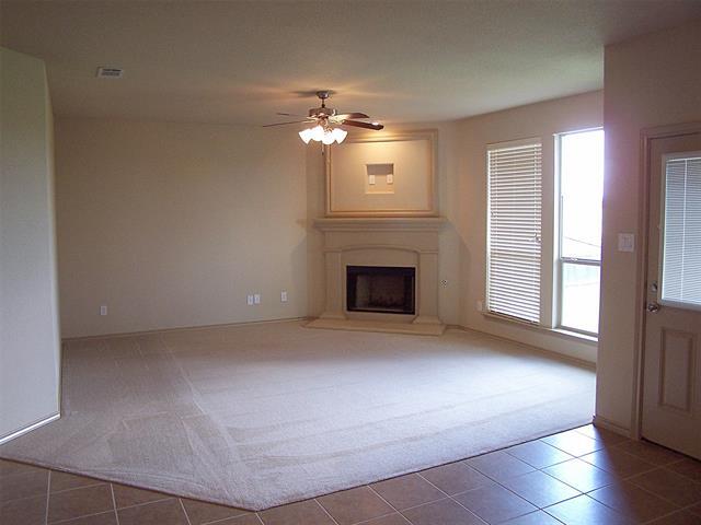 Building Photo - 9216 Liberty Crossing Dr