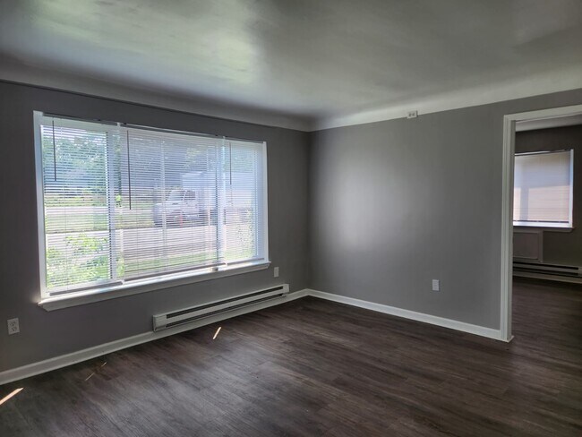 Building Photo - 16885 Lahser Rd