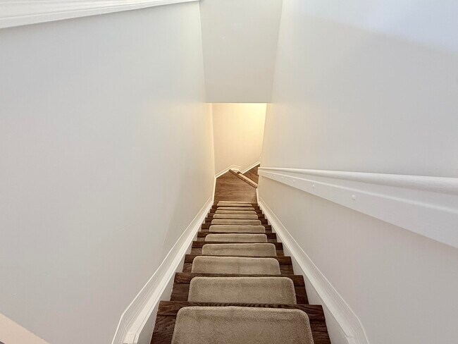 Building Photo - 4175 N Haverhill Rd