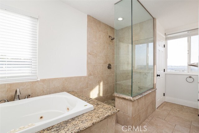 Building Photo - 1861 Parkview Cir