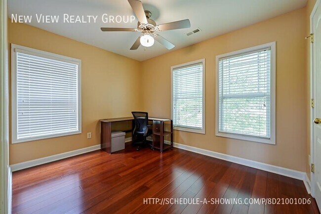 Building Photo - 9612 Mendenhall View Dr