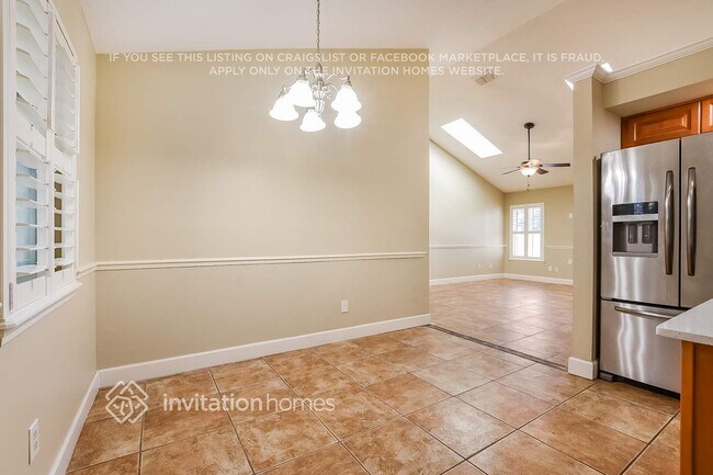 Building Photo - 851 Bright Meadow Dr