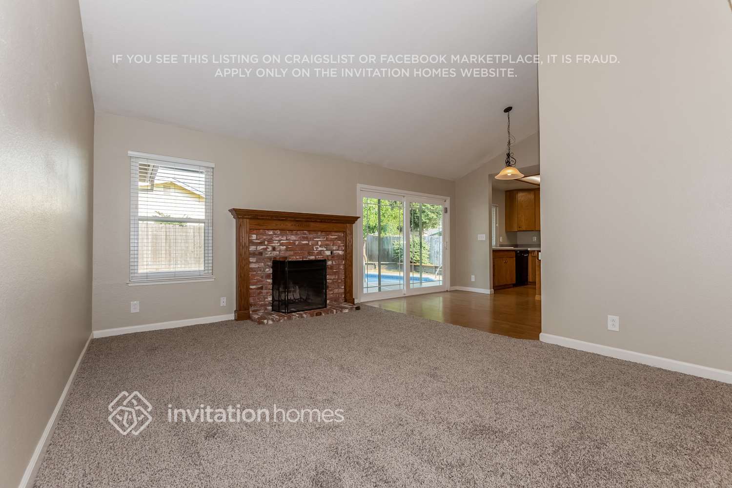 Building Photo - 1214 Cresthaven Dr