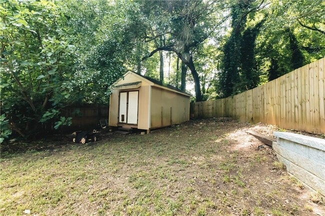 Building Photo - 5664 Jackson Knoll Trace NW