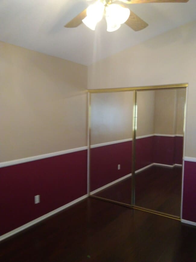 Building Photo - **COMING SOON** 3BD 2BA House in Carmel Mt...