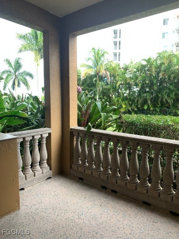 Building Photo - 2825 Palm Beach Blvd