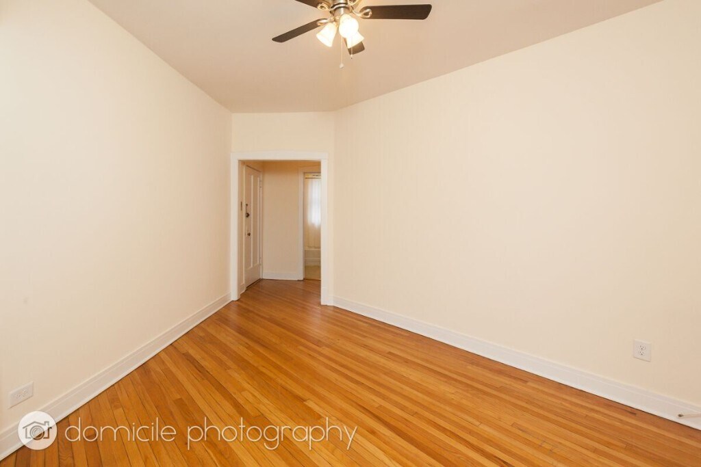 Building Photo - 903 W Altgeld St