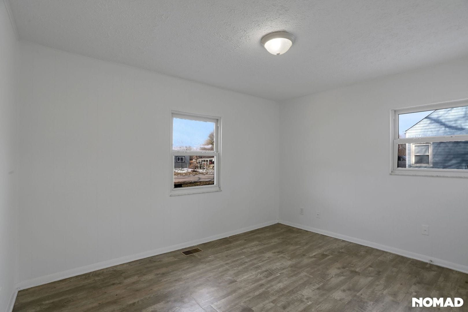 Building Photo - 878 Antwerp Rd