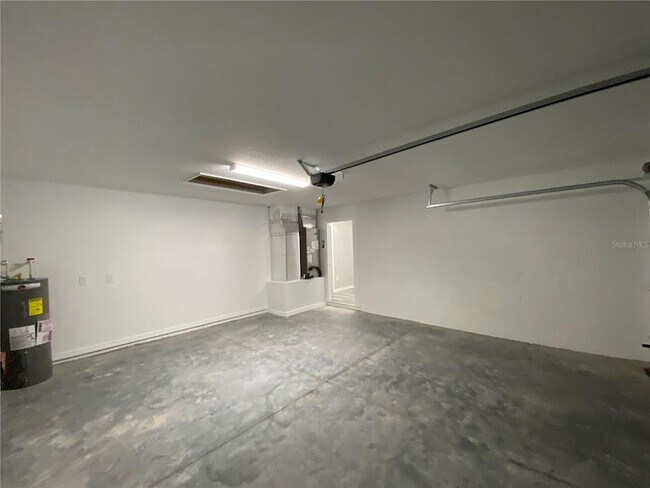 Building Photo - 15945 SW 57th Terrace Rd