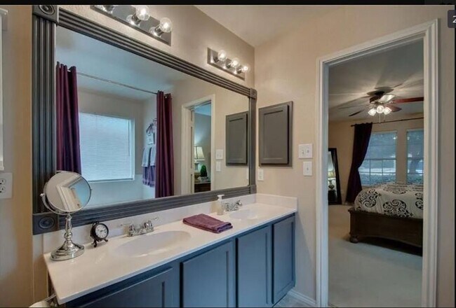 Building Photo - For Rent: Beautiful 3 Bedroom Home in Red Oak, TX!