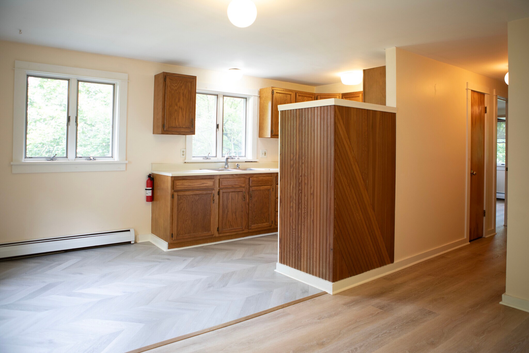Building Photo - 202 Floral Ave