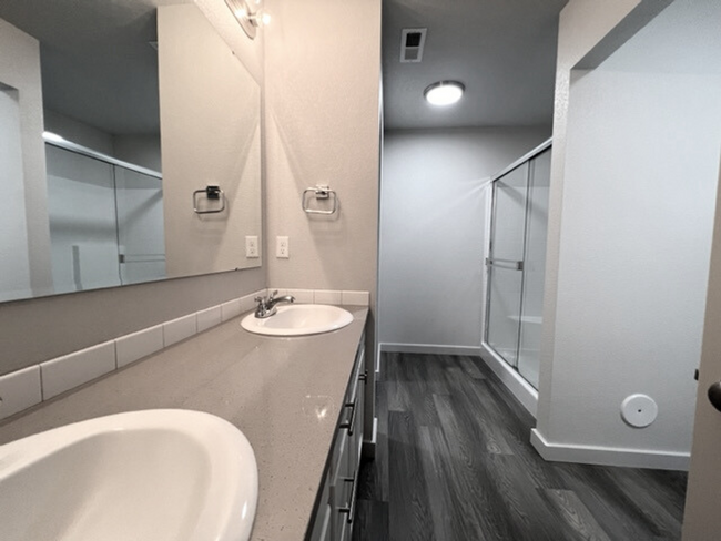Building Photo - Comfort and Luxury Single Family Home