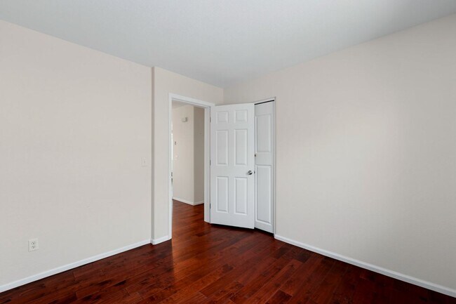 Building Photo - Live in Rancho El Dorado | Spacious 3 Bed Near Golf & Parks
