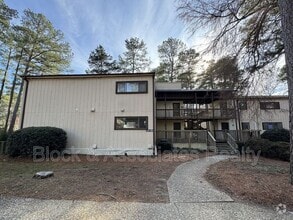 Building Photo - 552 Pine Ridge Pl