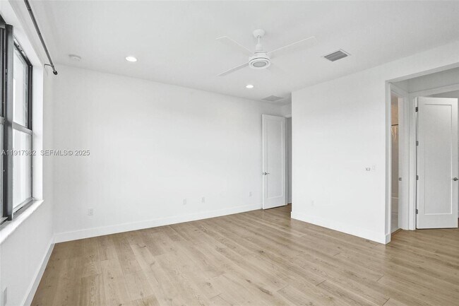 Building Photo - 17130 Wandering Wave Ave