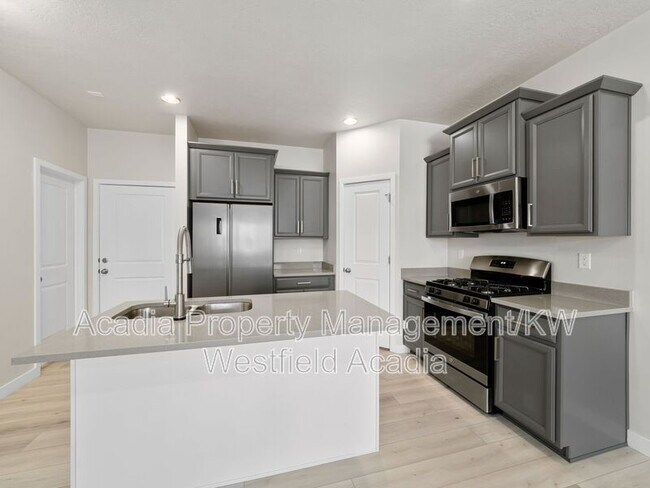 Building Photo - 15083 S Reins Wy