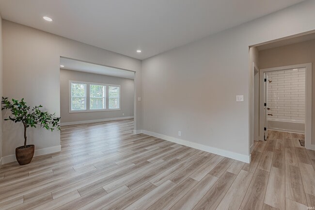 Building Photo - 2013 Vogel Rd
