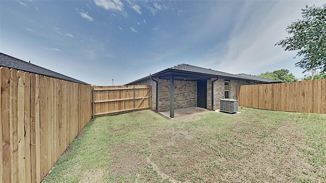 Building Photo - 1306 NW 111th St