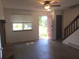 Building Photo - 27 S Murray Blvd