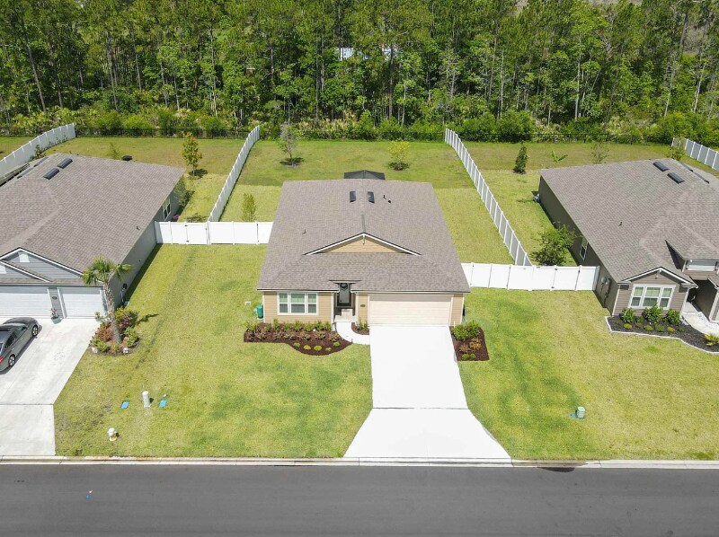 Building Photo - 257 N Hamilton Springs Rd