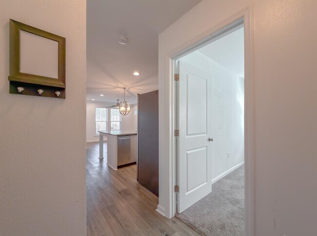 Building Photo - 2856 Blue Blossom Trail