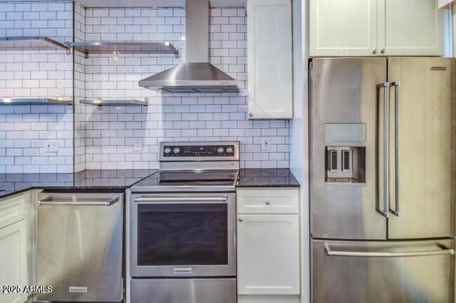 Building Photo - 3445 N 36th St