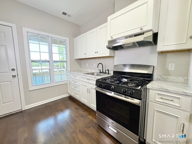 Building Photo - 126 Burroughs St