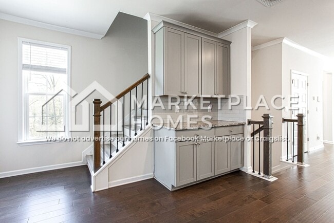 Building Photo - 3005 Westpoint Cir