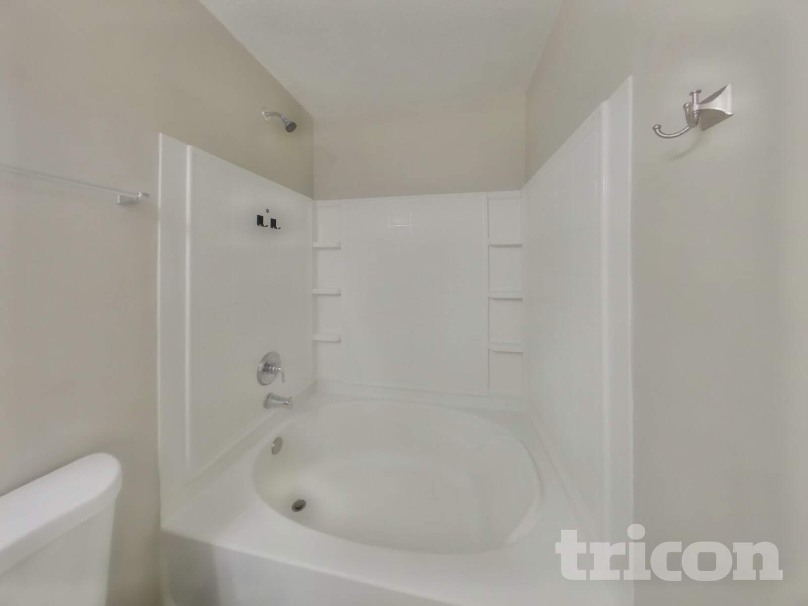 Building Photo - 824 Streamside Dr