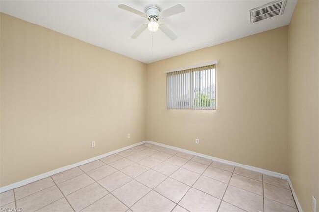 Building Photo - SE Cape Coral Duplex