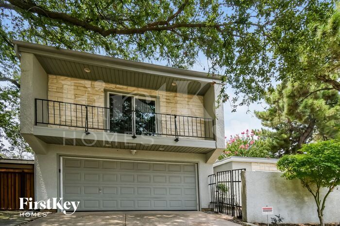 Primary Photo - 1616 Hawthorne Dr