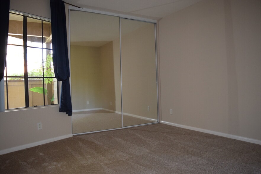 Building Photo - 12530 Carmel Creek Rd