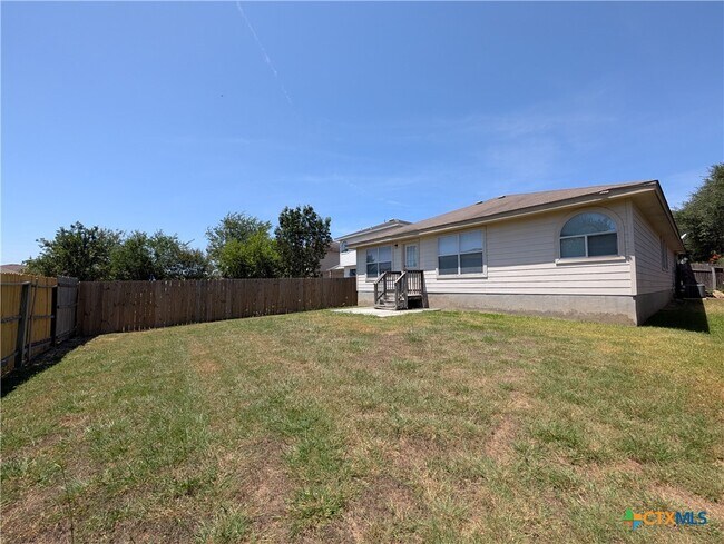 Building Photo - 249 Val Verde Dr